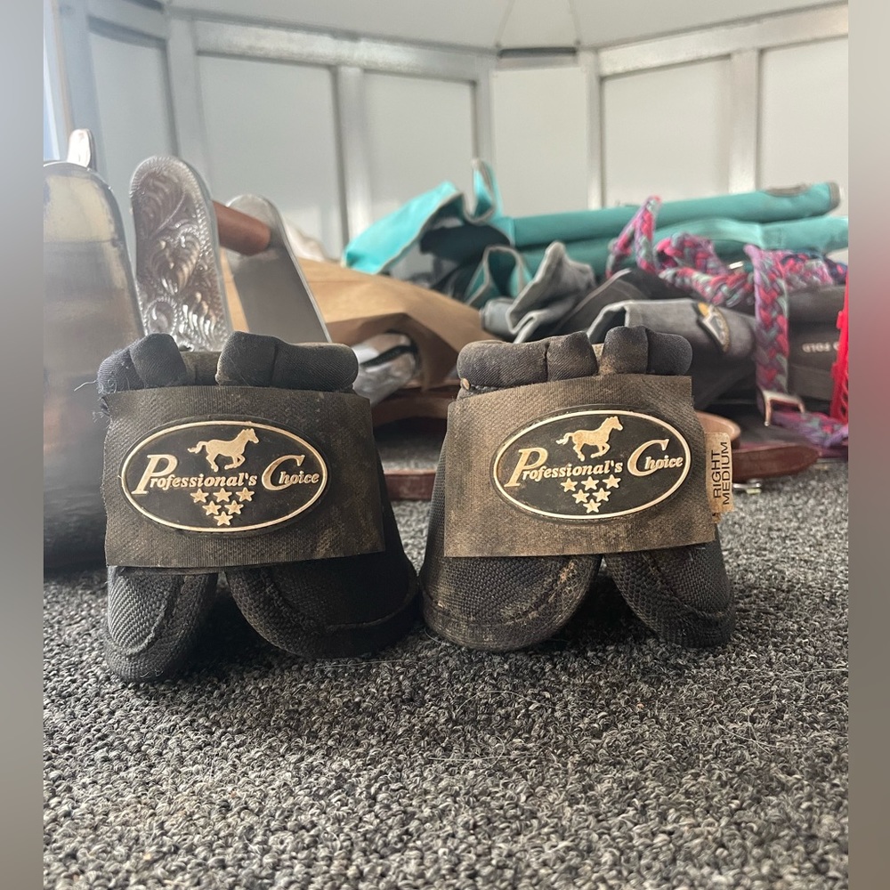 Professionals choice bell boots